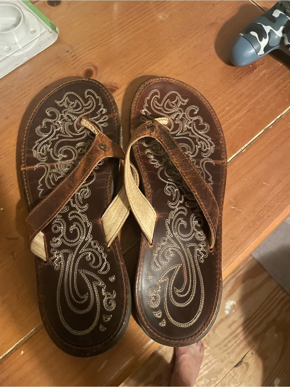 OLUKAI WOMEN'S PANIOLO SANDAL NATURAL US woman’s 9